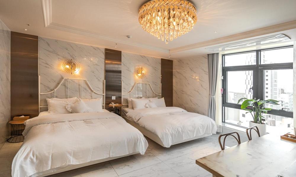 Daegu February Hotel Dongseongro Extérieur photo