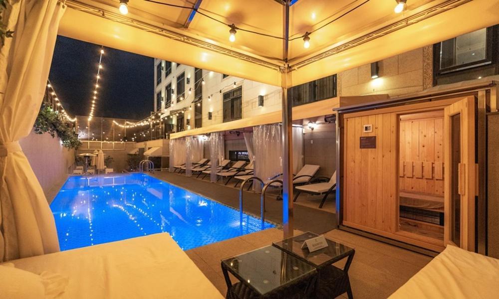 Daegu February Hotel Dongseongro Extérieur photo