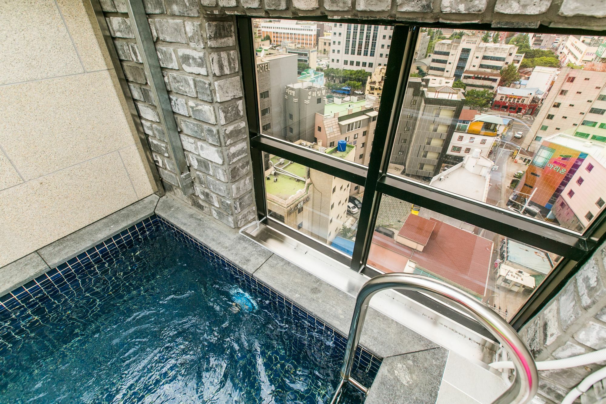 Daegu February Hotel Dongseongro Extérieur photo